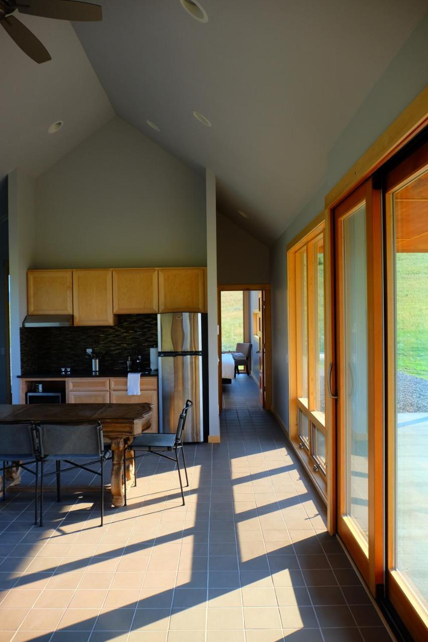 Erik'S Ranch Villa Hoffman Екстериор снимка