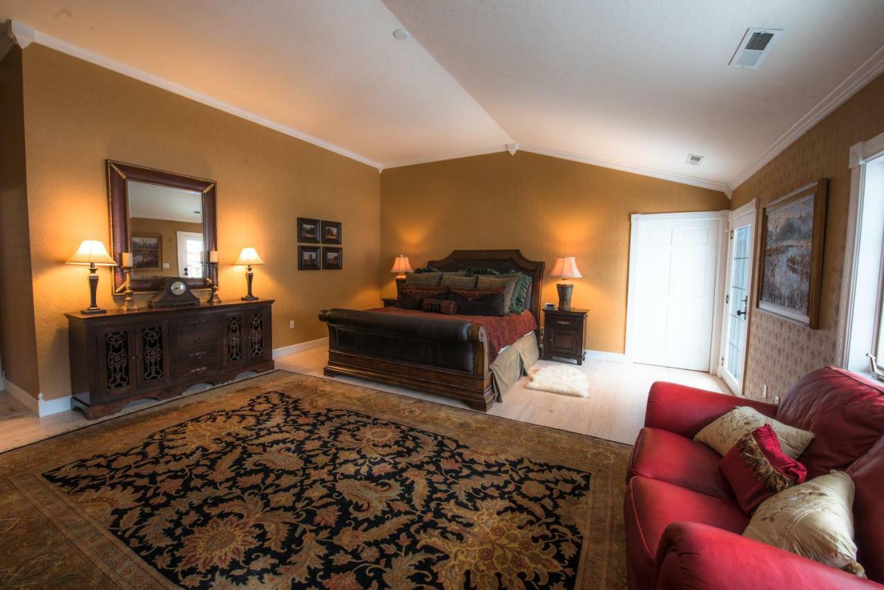 Erik'S Ranch Villa Hoffman Екстериор снимка