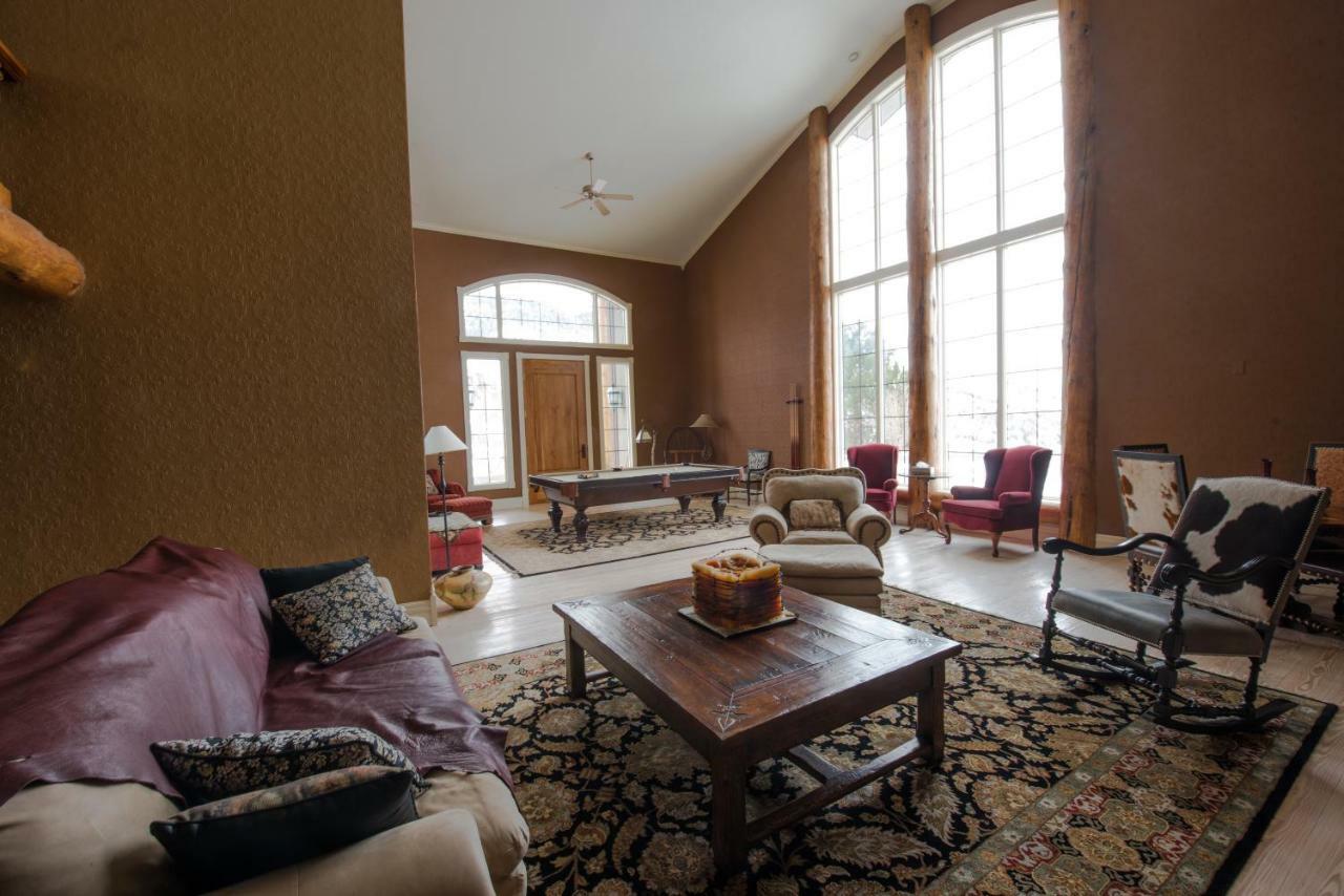 Erik'S Ranch Villa Hoffman Екстериор снимка