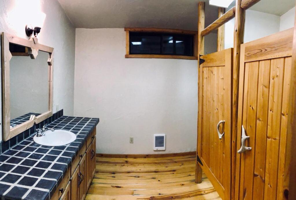 Erik'S Ranch Villa Hoffman Екстериор снимка